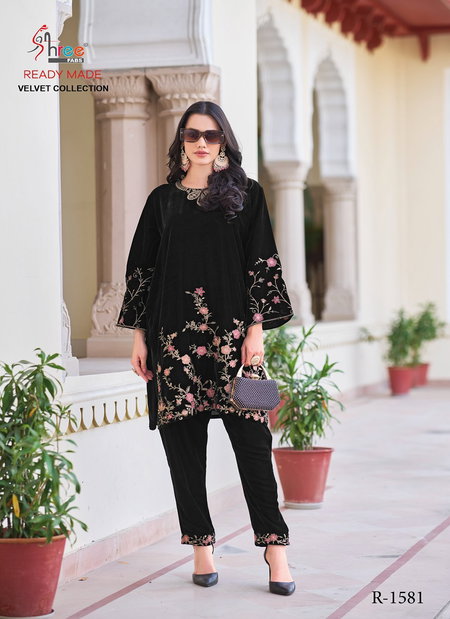 R 1581 By Shree Velvet Designer Pakistani Co Ord Set Suppliers In India
